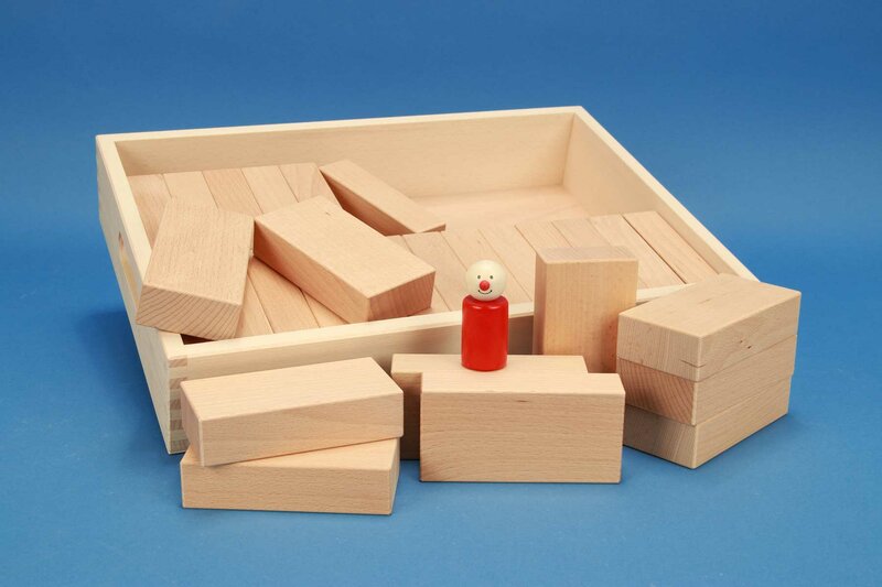 Petits cubes en bois de 2 cm de côté naturel hêtre pour jeux construction